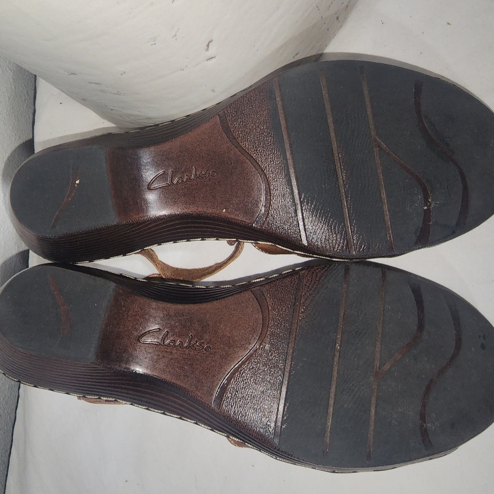 Clarks Collection Soft Cushion Womens Shoes Sz 7.5 Brown Leather Cut Out - Picture 8 of 8